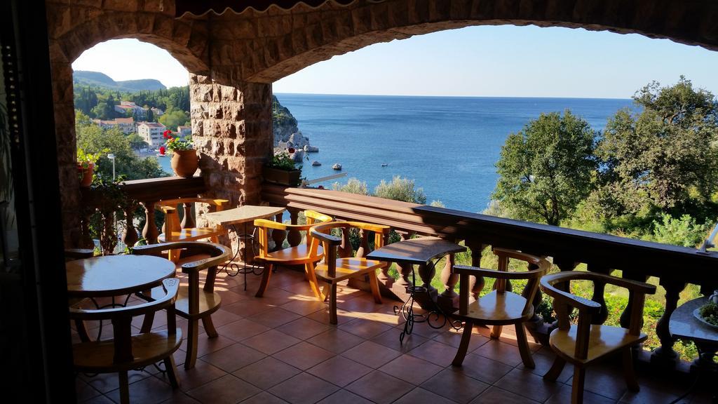 Villa Sara Guesthouse Sveti Stefan Kültér fotó