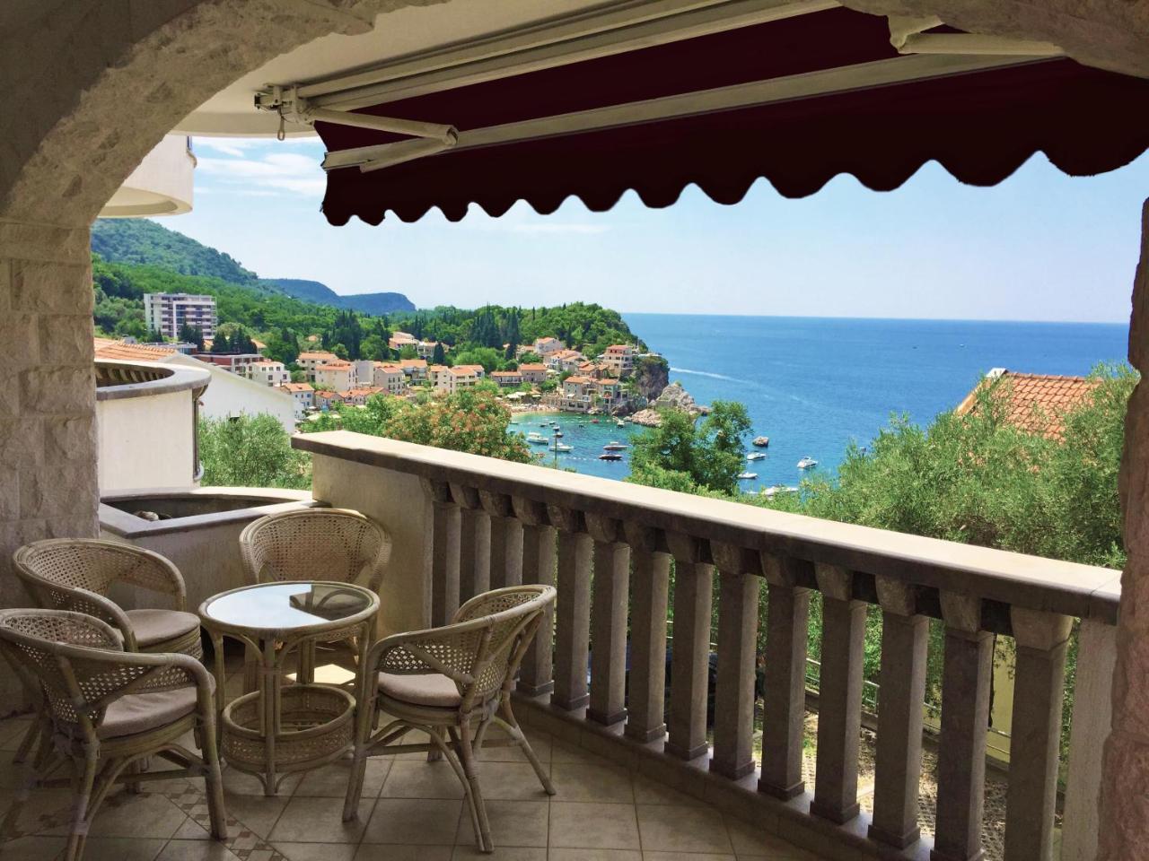 Villa Sara Guesthouse Sveti Stefan Kültér fotó